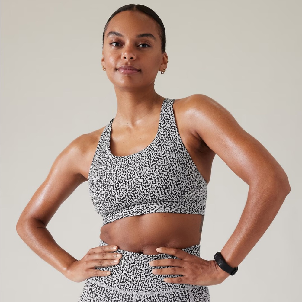 Athleta Sports Bra- size small